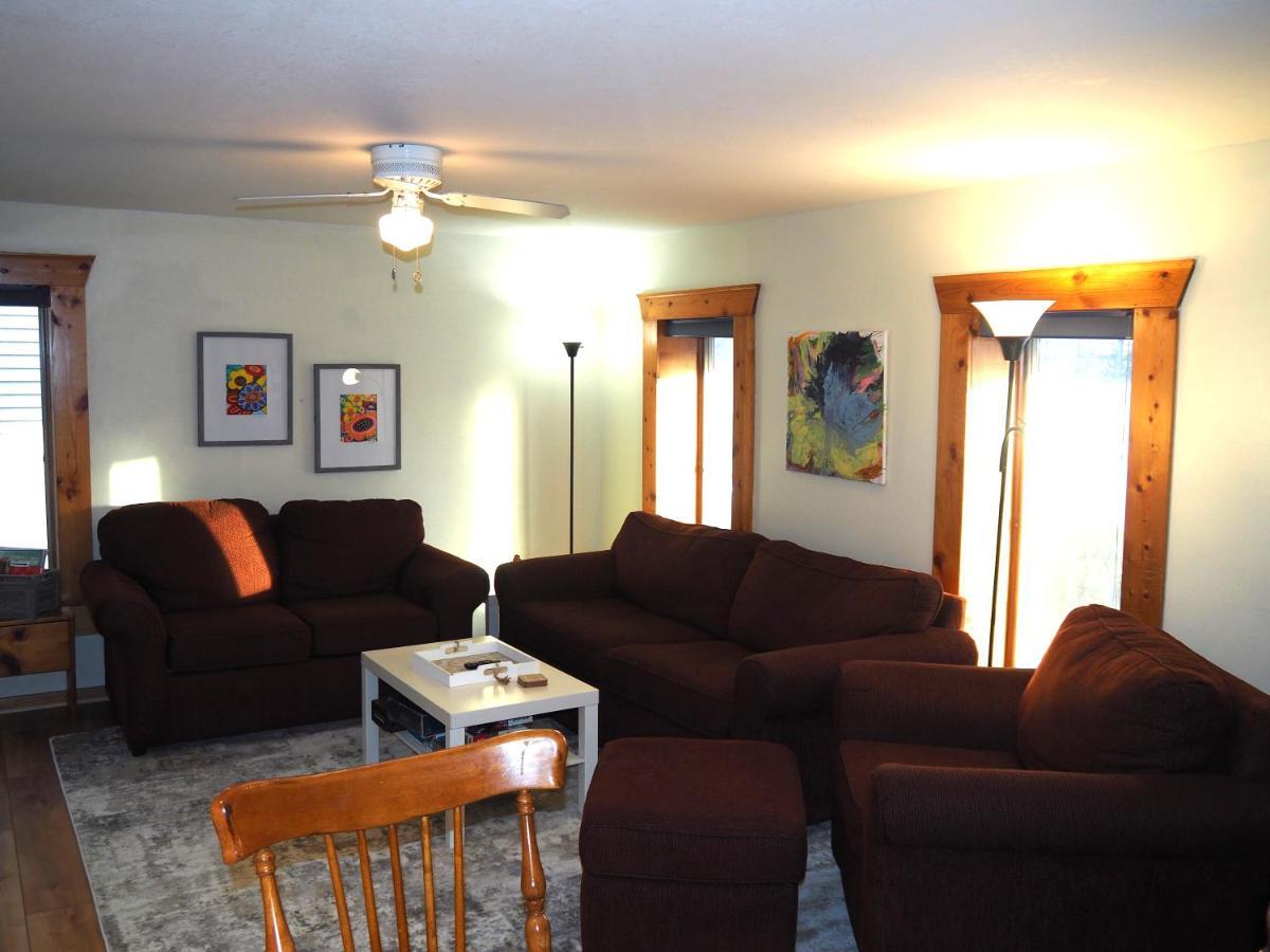 Bayside Cottage - Remodeled And Great Location! Frankfort Exterior photo