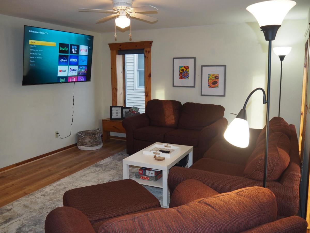 Bayside Cottage - Remodeled And Great Location! Frankfort Exterior photo