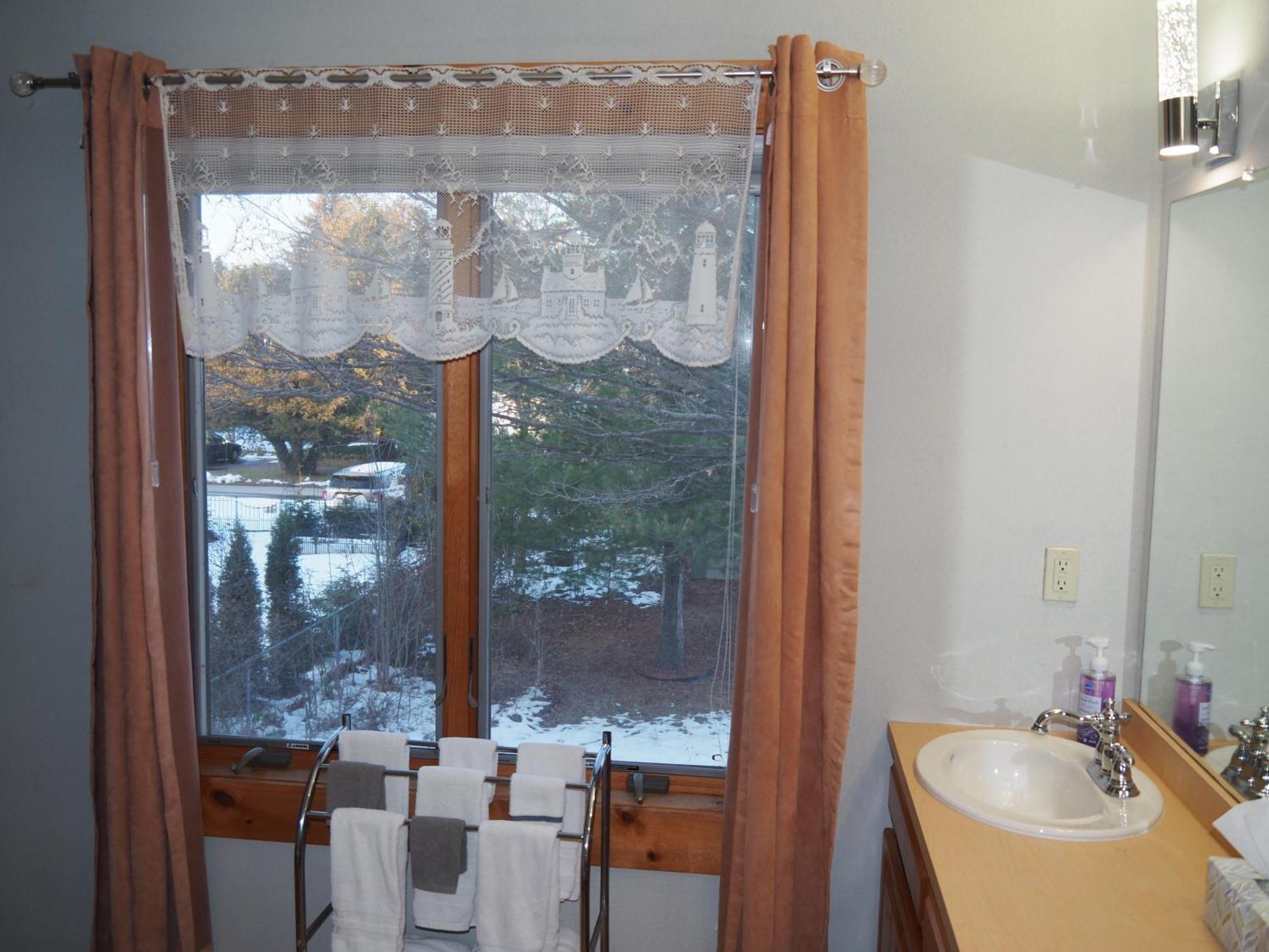 Bayside Cottage - Remodeled And Great Location! Frankfort Exterior photo