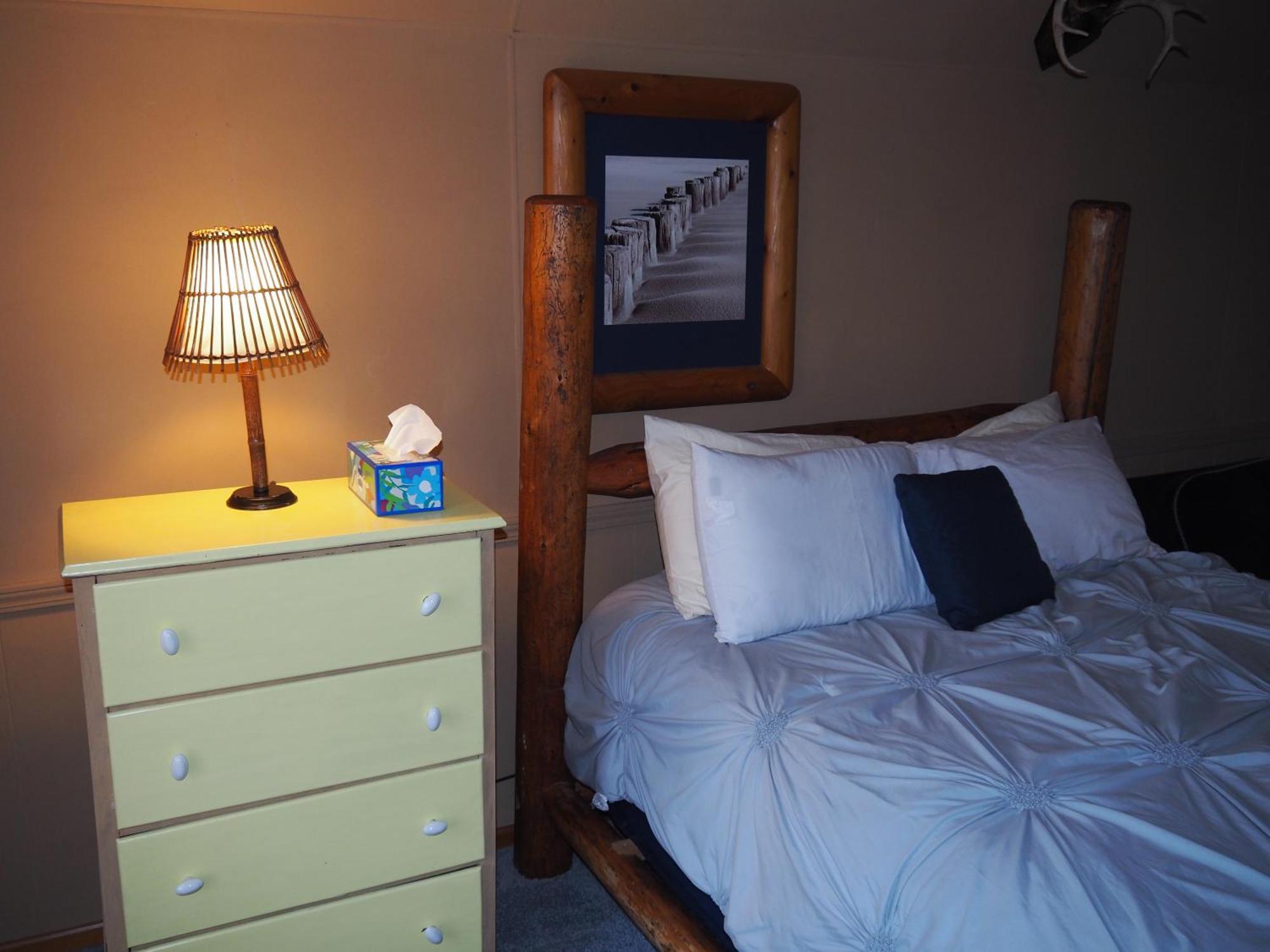 Bayside Cottage - Remodeled And Great Location! Frankfort Exterior photo