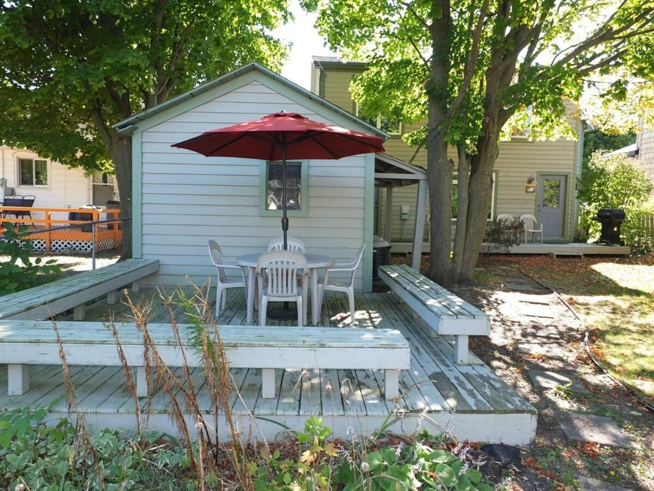Bayside Cottage - Remodeled And Great Location! Frankfort Exterior photo
